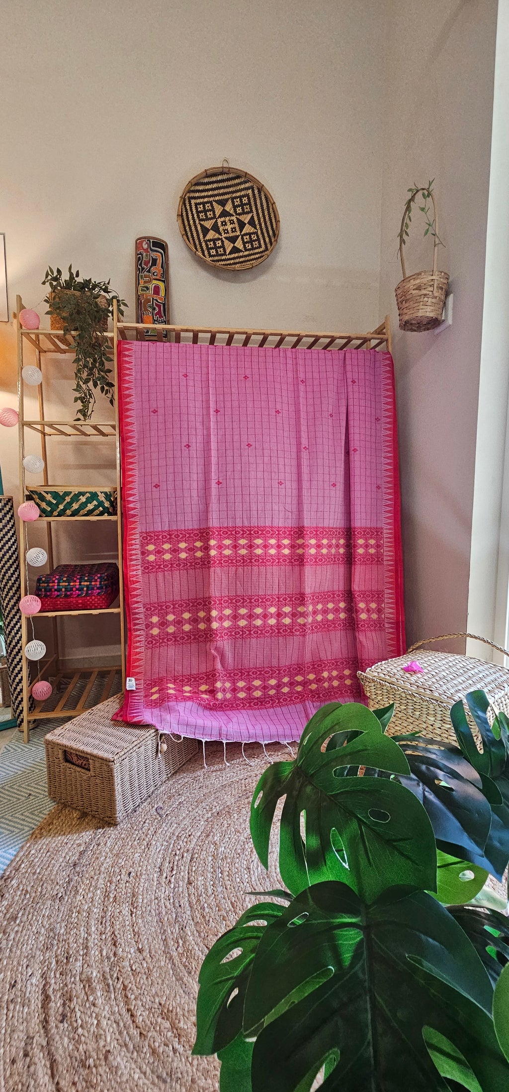 GULABI REET - Handloom Jamdani Khadi  Cotton