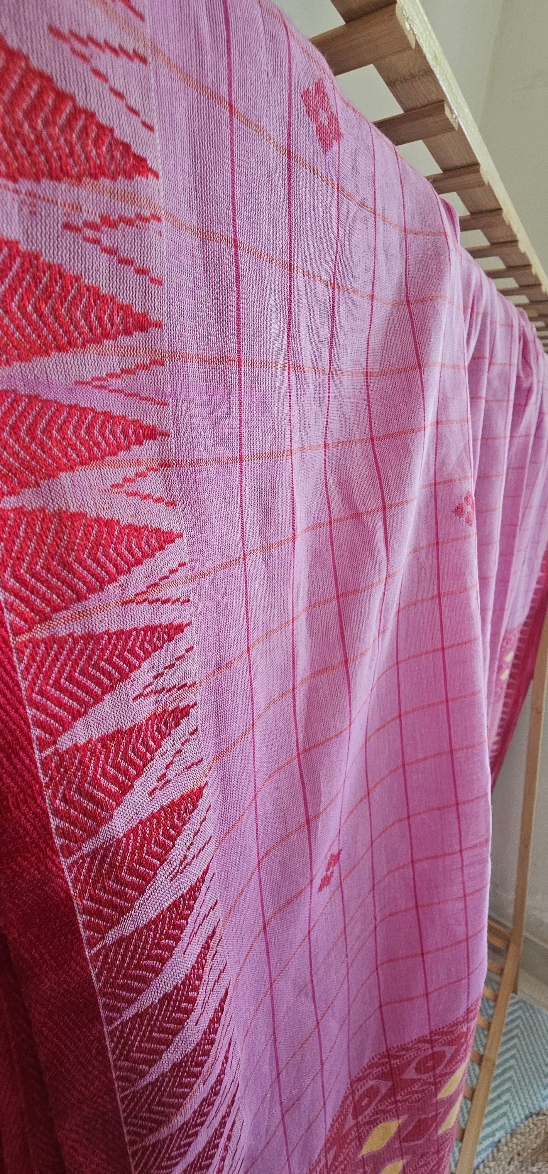 GULABI REET - Handloom Jamdani Khadi  Cotton