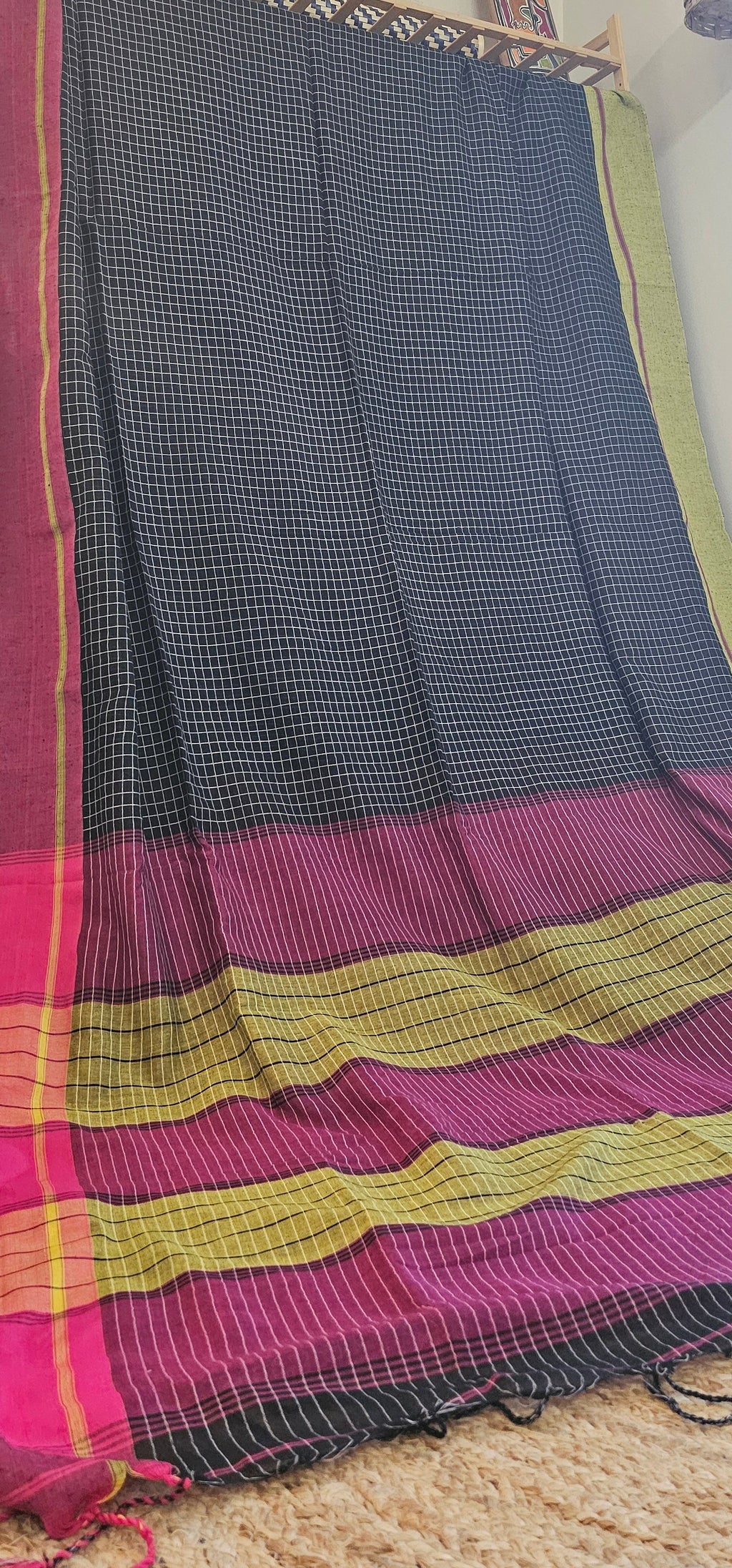 REKHA RANG -  Fine check weave, and vibrant Ganga Jamuna border