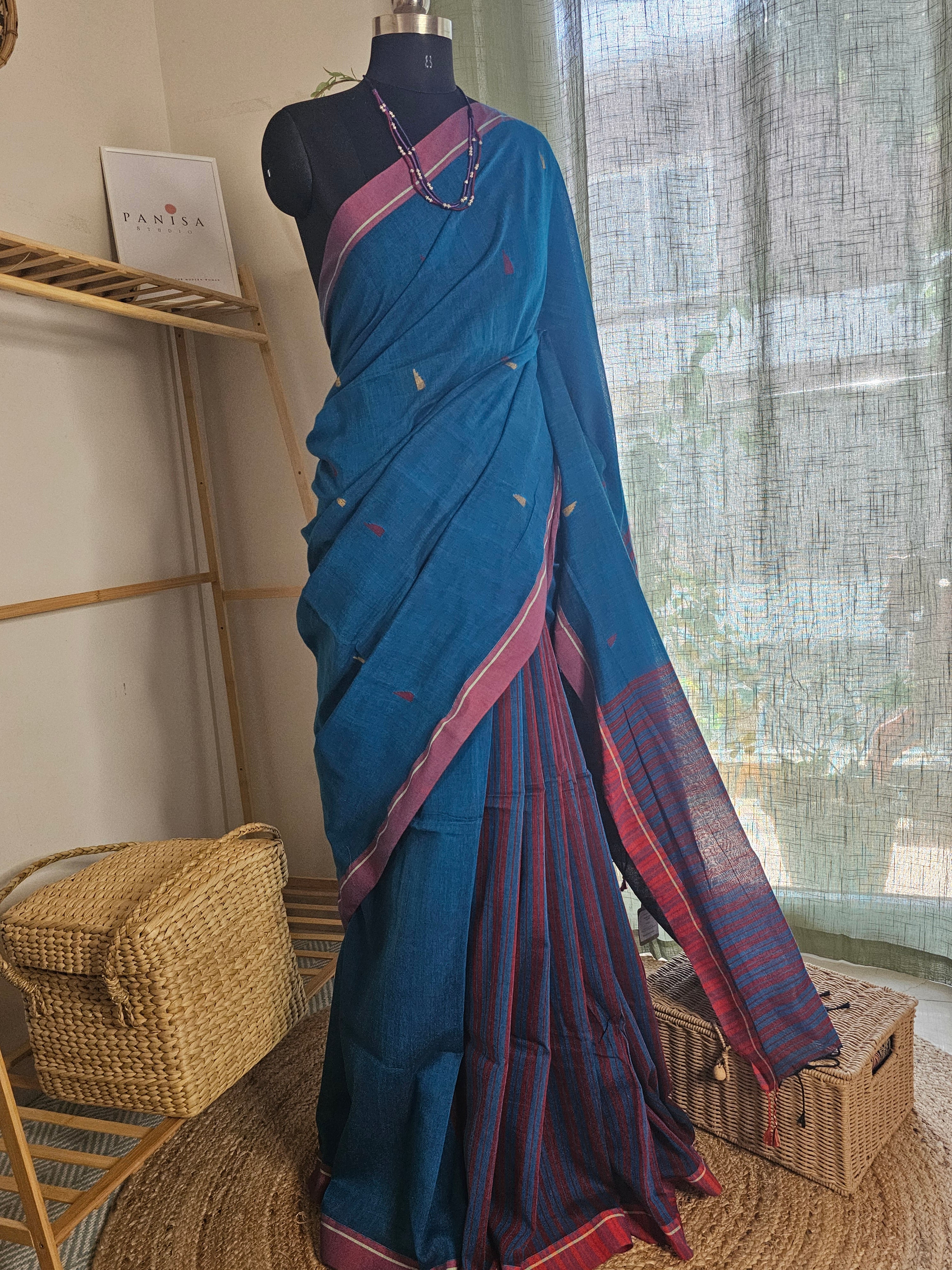 NEELIKA VAARNA - Timeless Begumpuri handloom woven Saree