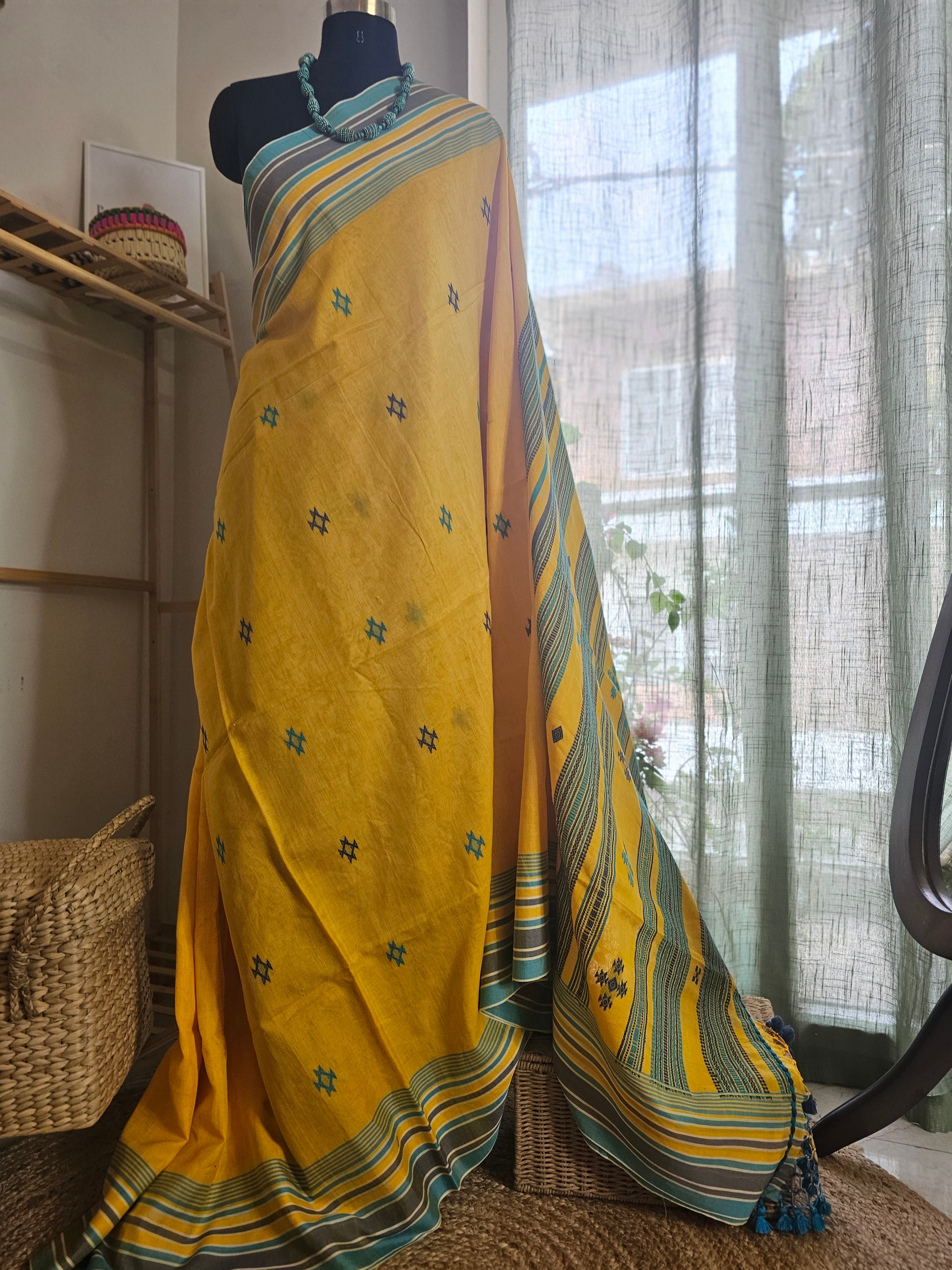 KANAK TAARA - Bhujodi Style Bengal Handloom