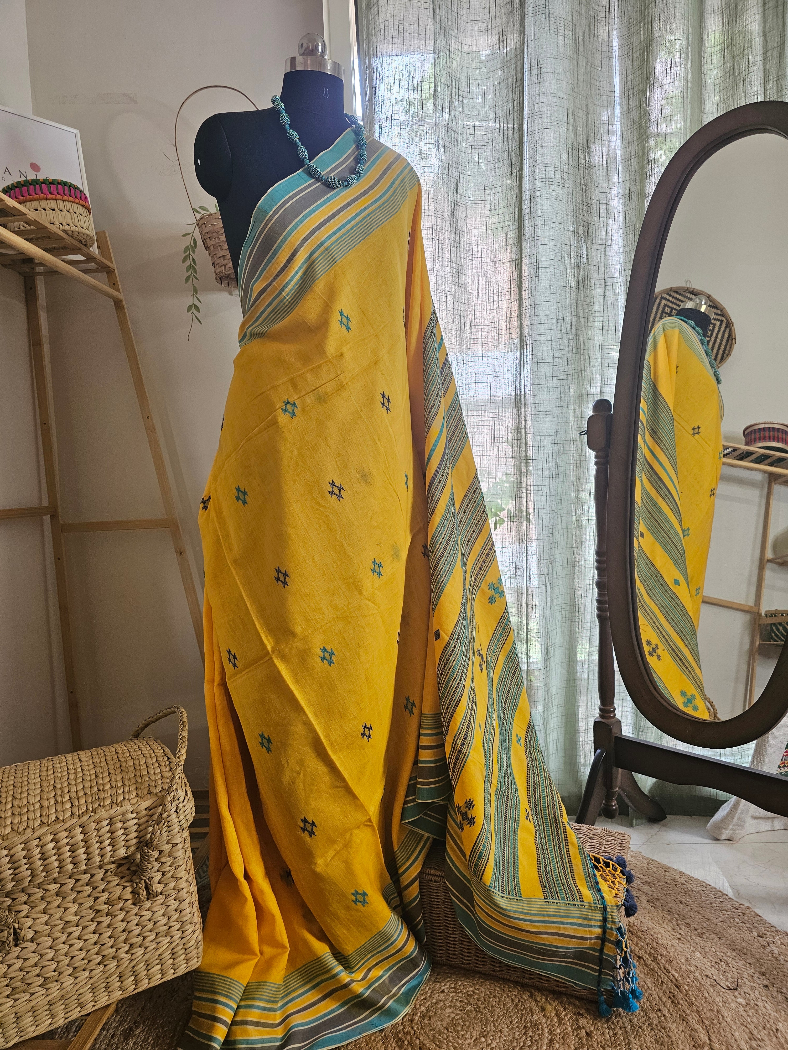 KANAK TAARA - Bhujodi Style Bengal Handloom