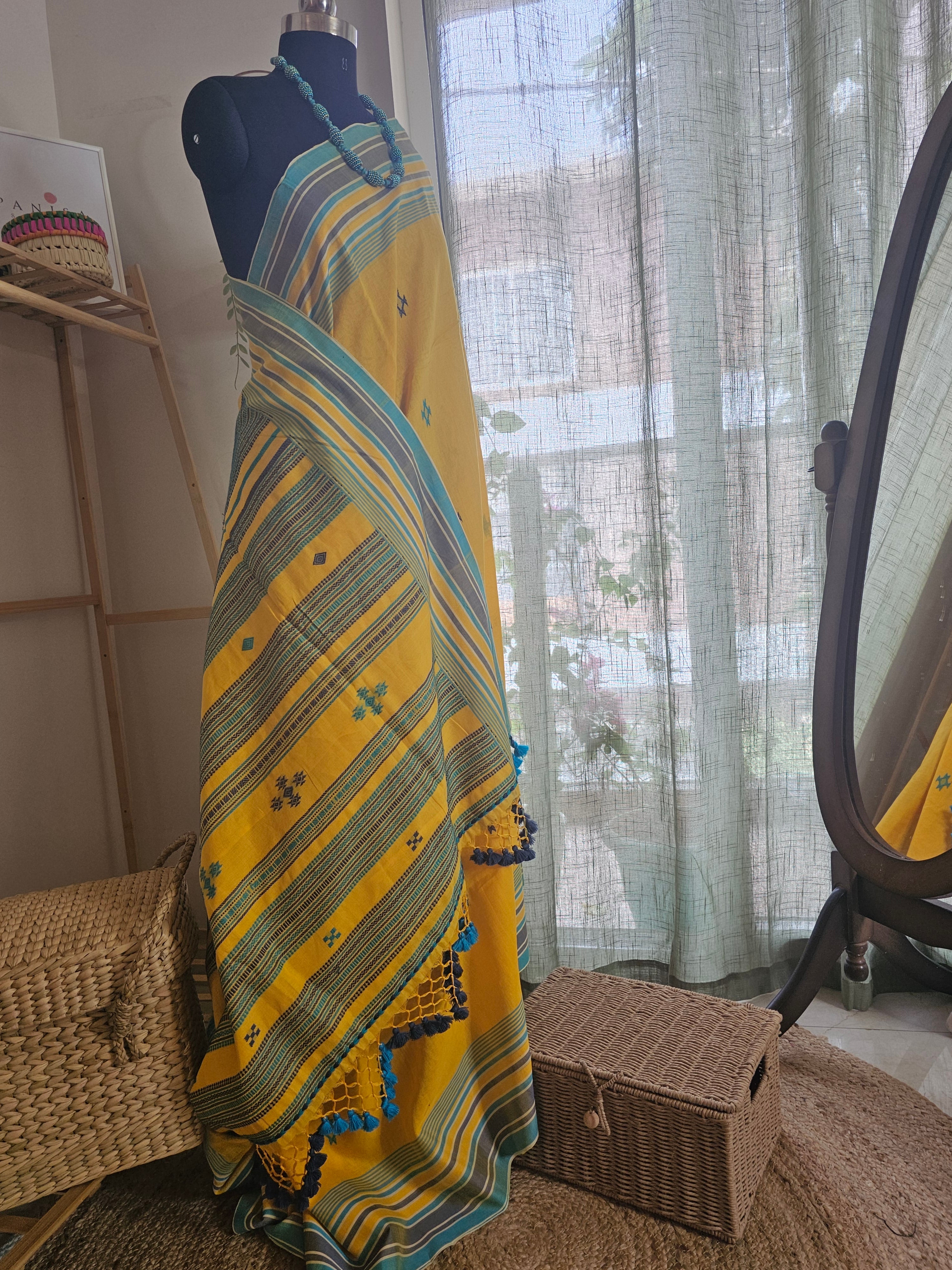 KANAK TAARA - Bhujodi Style Bengal Handloom