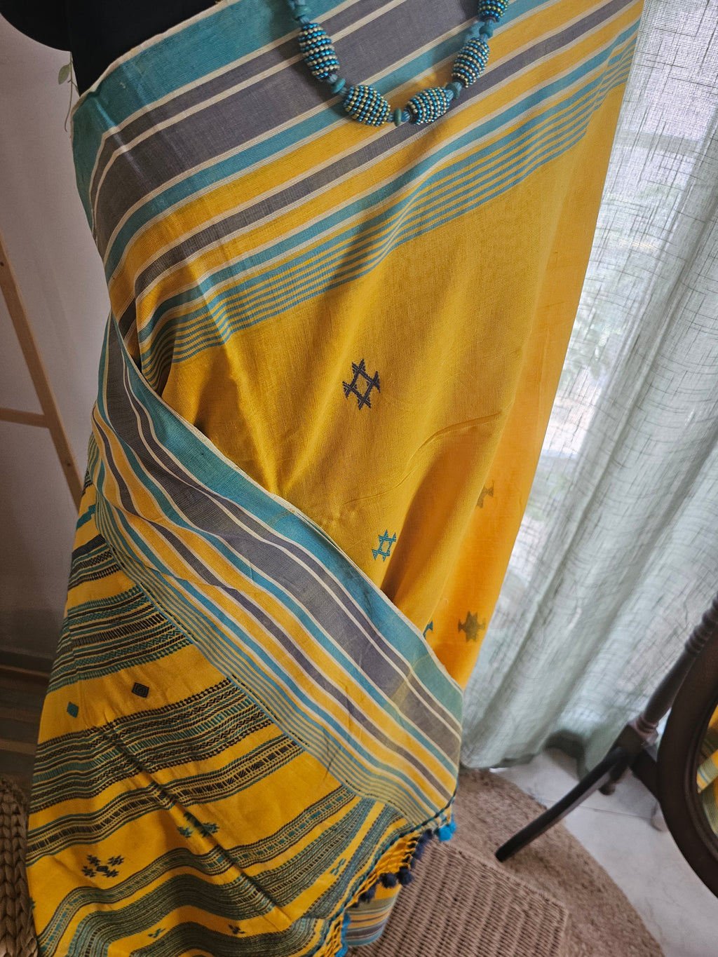 KANAK TAARA - Bhujodi Style Bengal Handloom