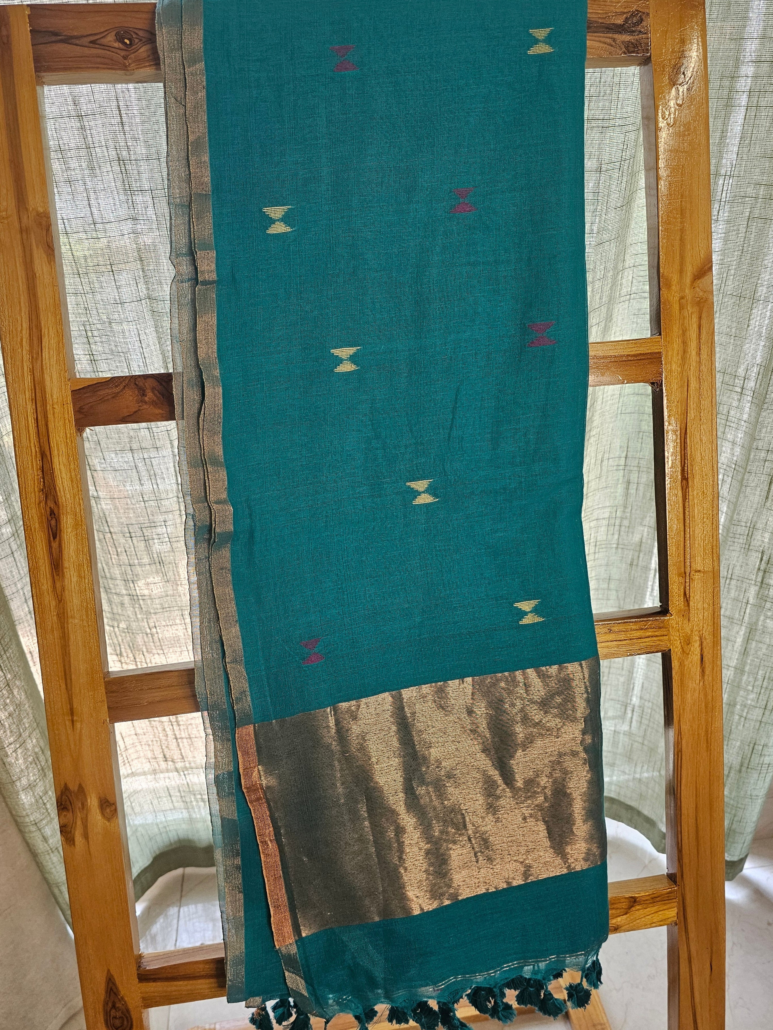 NEEL TAARA  - Woven in soft khadi cotton