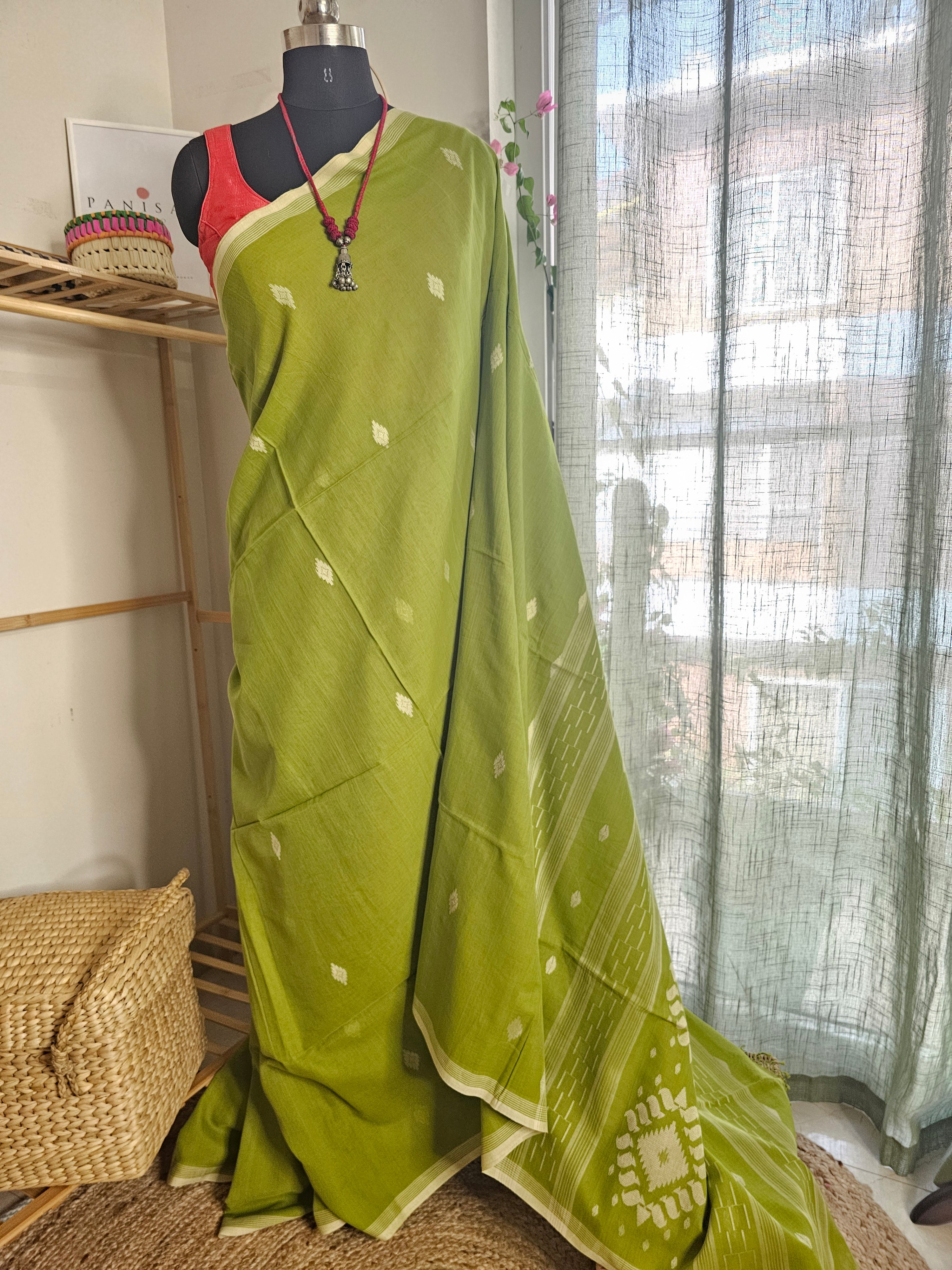 NOIRA JAMDANI – Pistachio Green - Fresh as spring foliage and delicately woven with timeless artistry