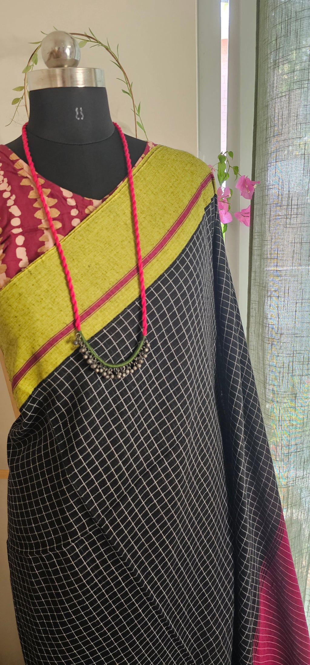 REKHA RANG -  Fine check weave, and vibrant Ganga Jamuna border