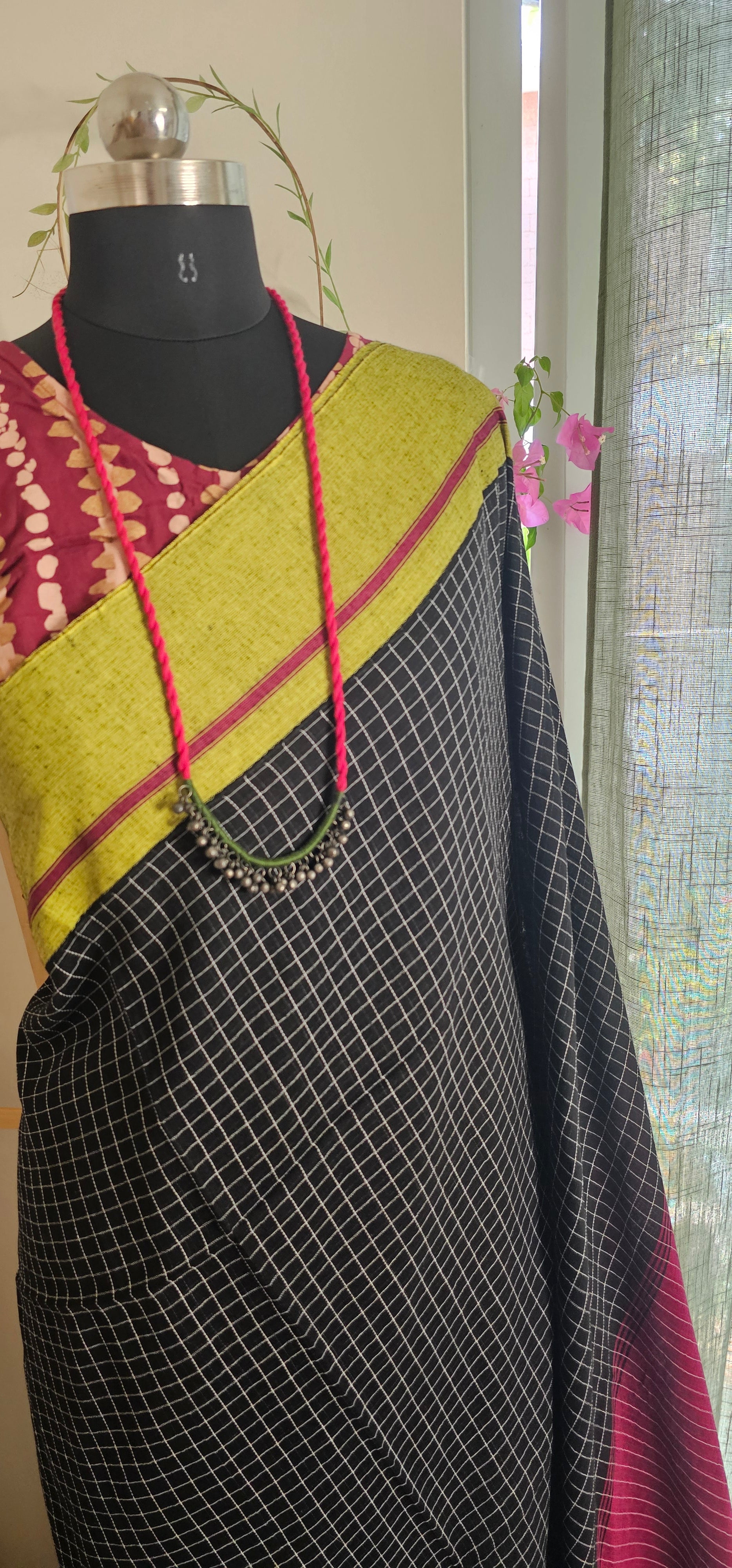 REKHA RANG -  Fine check weave, and vibrant Ganga Jamuna border
