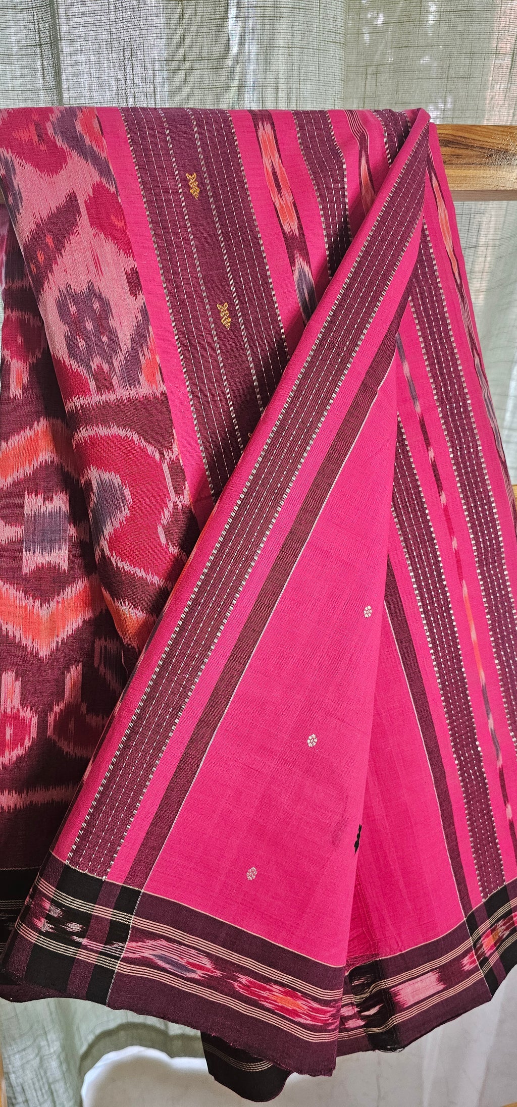 CHADHEI PINKA - Handcrafted Pittala cotton saree from Odisha