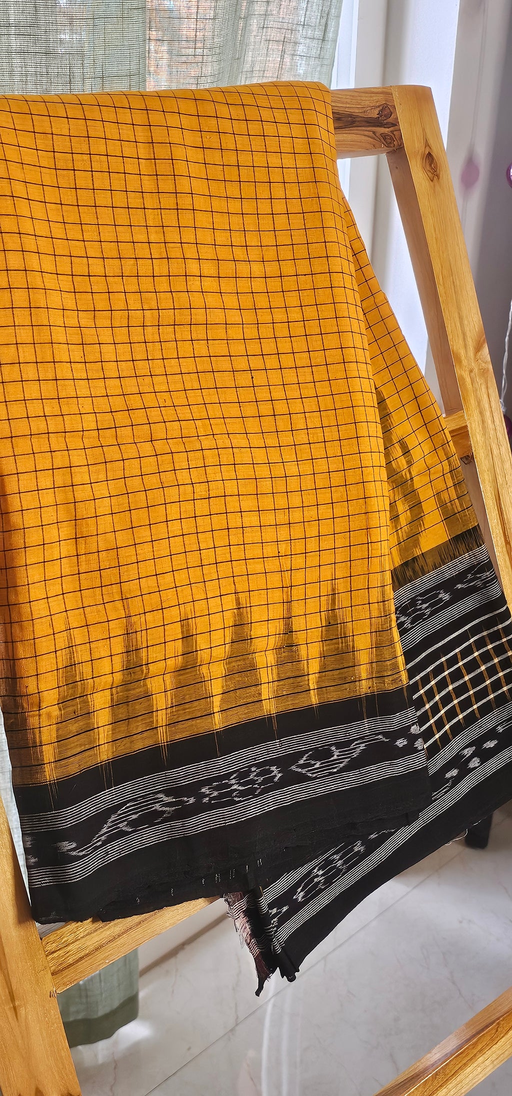 MRITTIKA MUSTRAD - Striking Khandua Daali Scot cotton saree