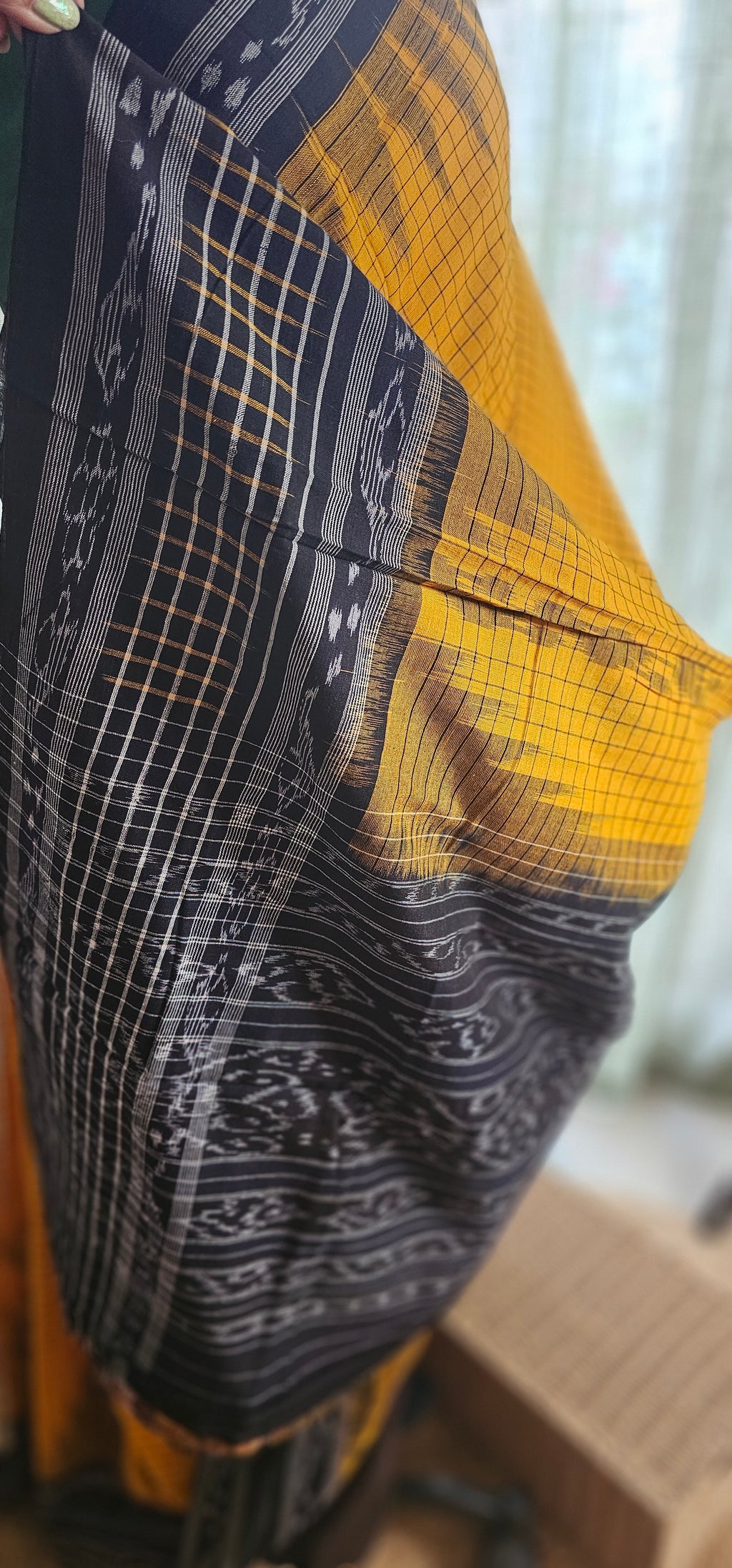 MRITTIKA MUSTRAD - Striking Khandua Daali Scot cotton saree