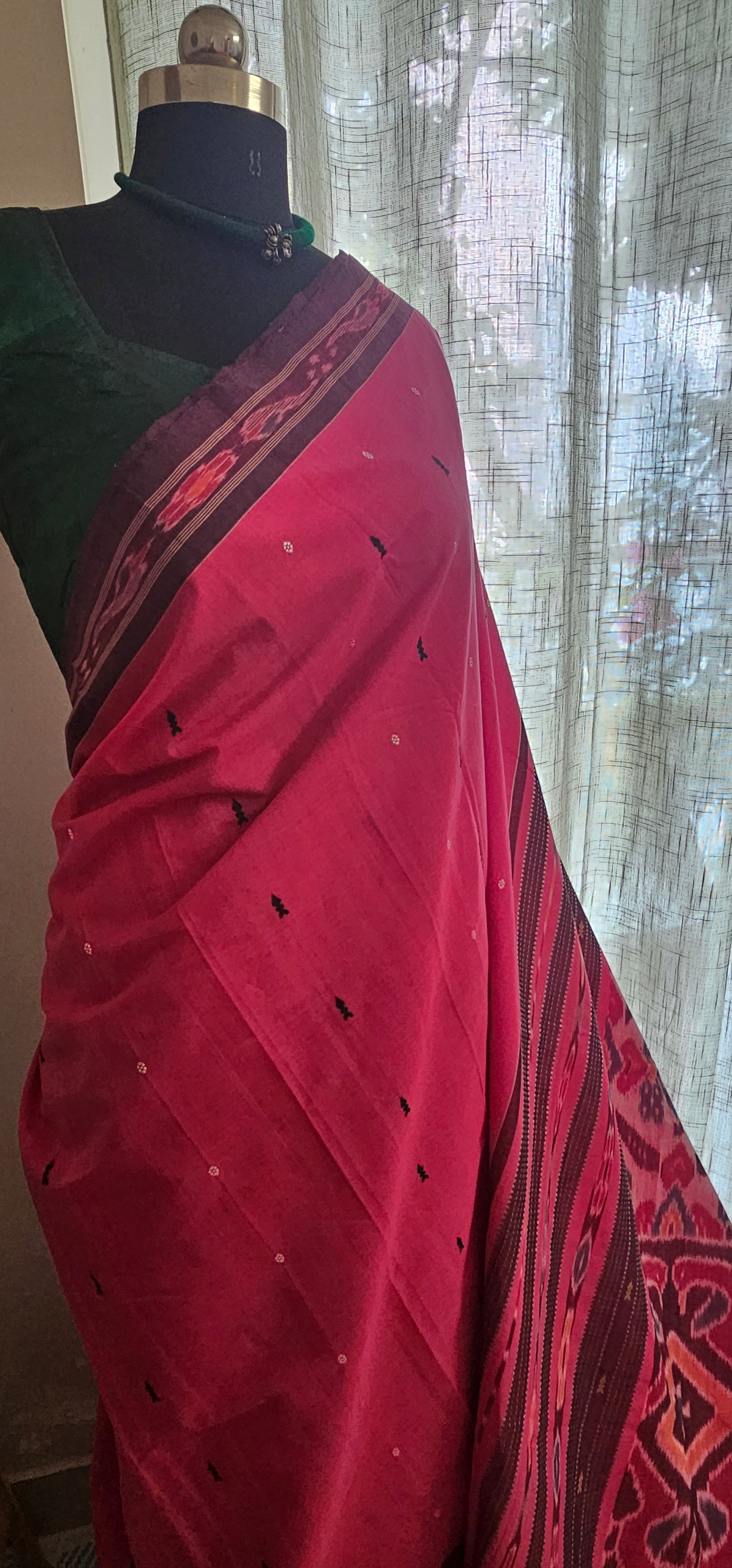 CHADHEI PINKA - Handcrafted Pittala cotton saree from Odisha
