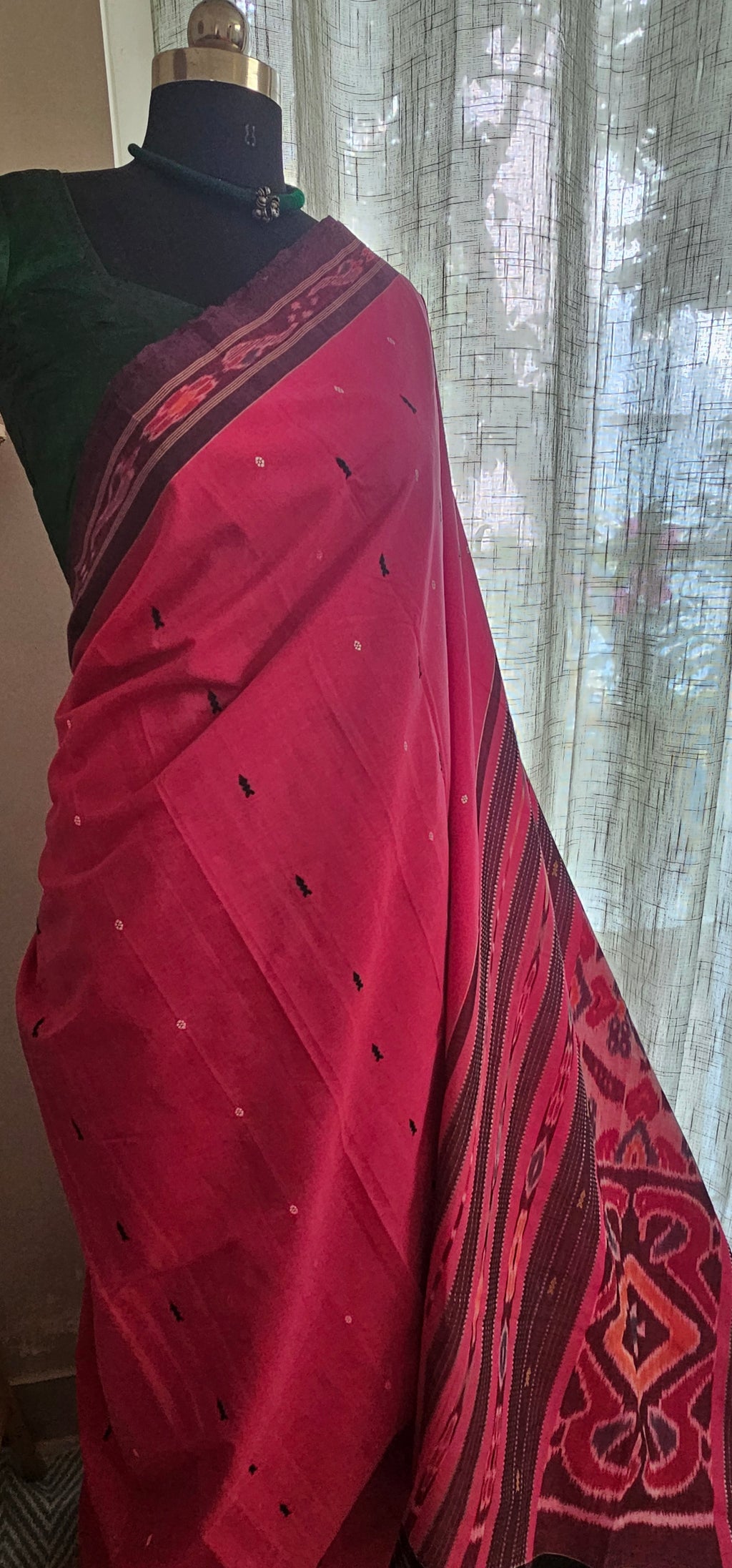 CHADHEI PINKA - Handcrafted Pittala cotton saree from Odisha