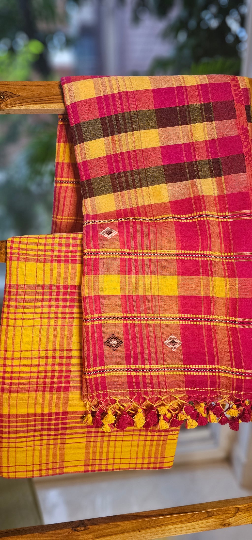 VARSHAA | Bhujodi-inspired weave Cotton Saree