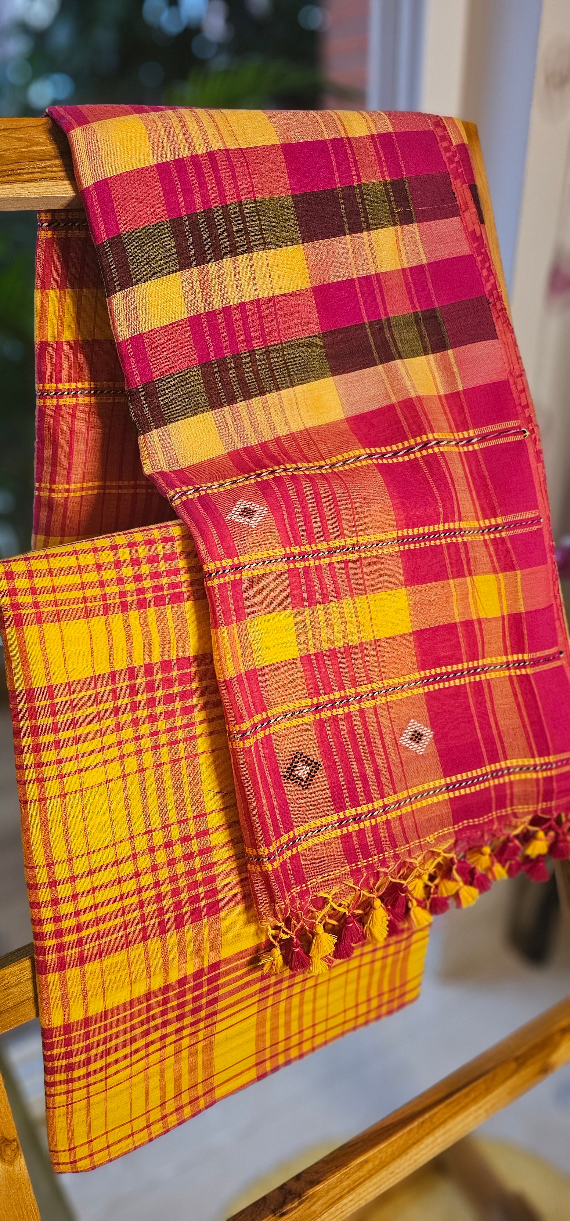 VARSHAA | Bhujodi-inspired weave Cotton Saree