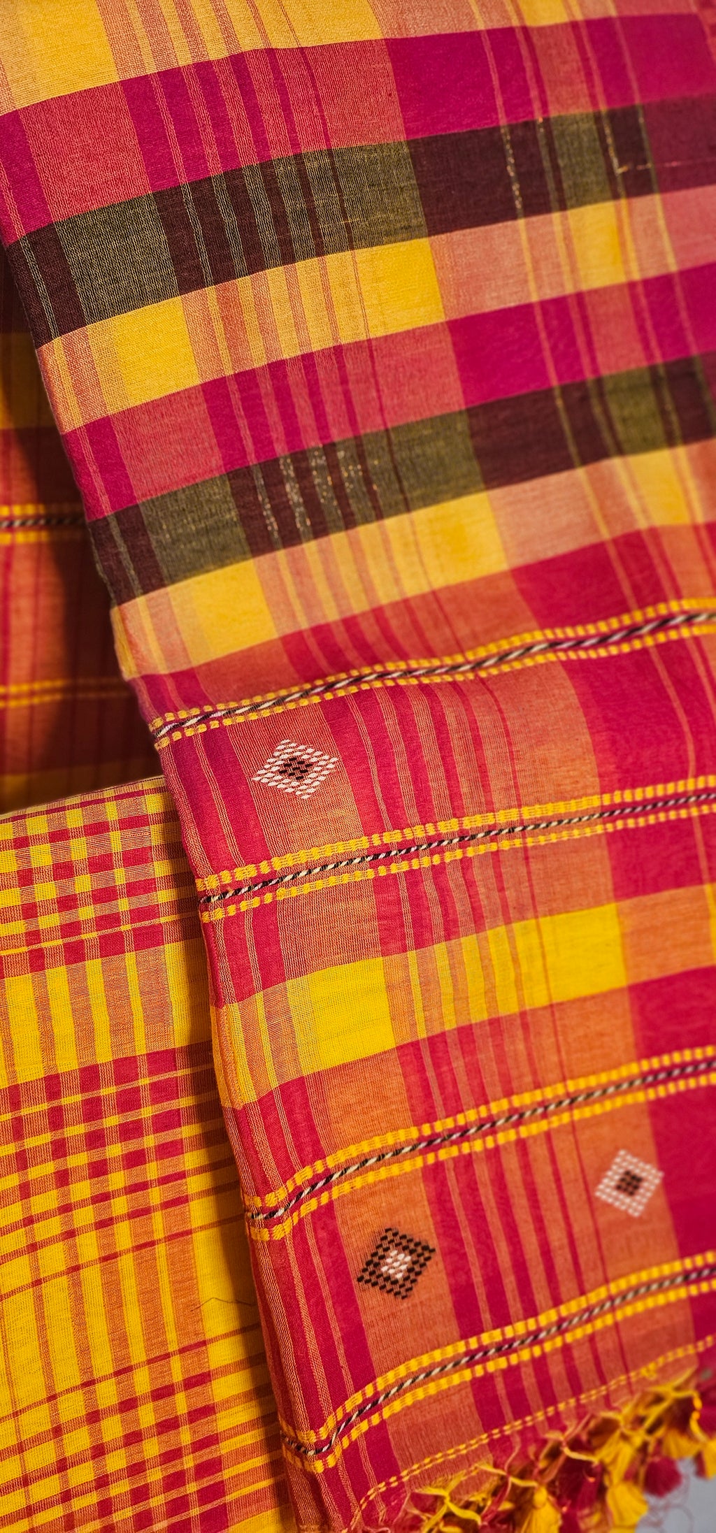 VARSHAA | Bhujodi-inspired weave Cotton Saree
