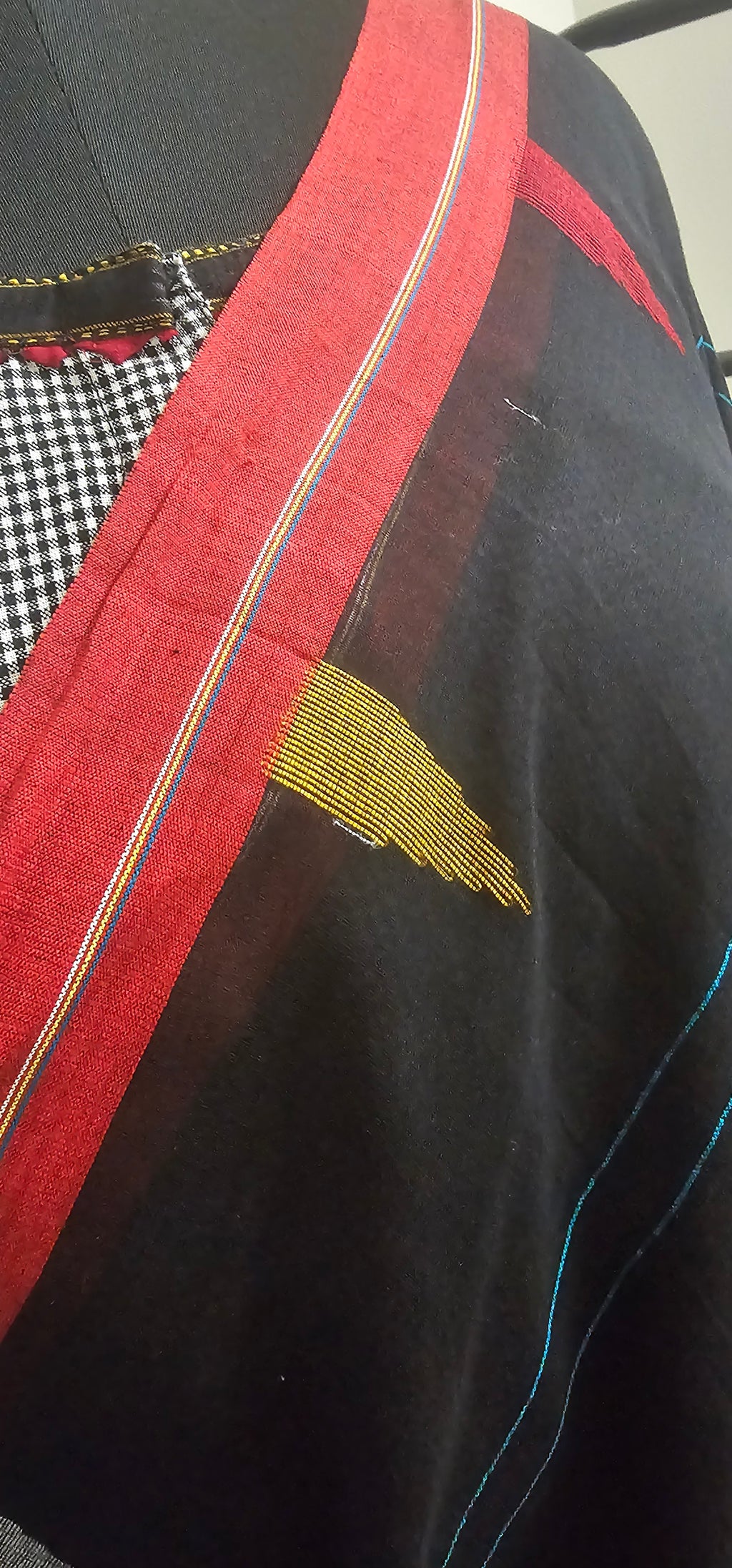 KAARIKA – An Artistic Creation Handwoven Cotton Saree