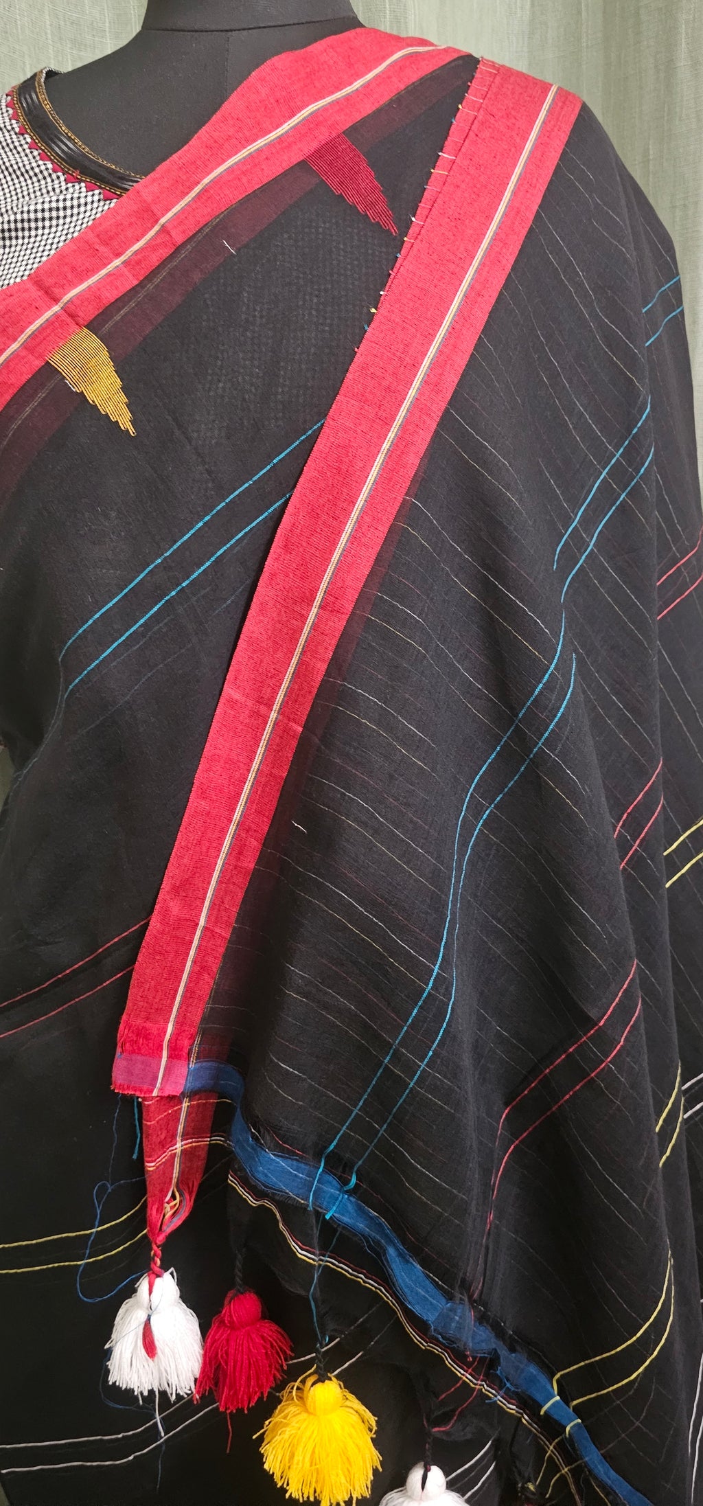 KAARIKA – An Artistic Creation Handwoven Cotton Saree